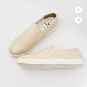 Wear Ducky rubber slip on shoes
